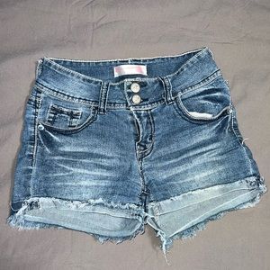 No Boundaries Size 3 Juniors Denim Shorts